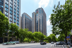 <b>地铁（如APM线号线交汇）及公交收集稠密</b>